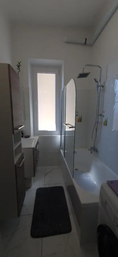 Mc Centar Apartman Apartment Pula